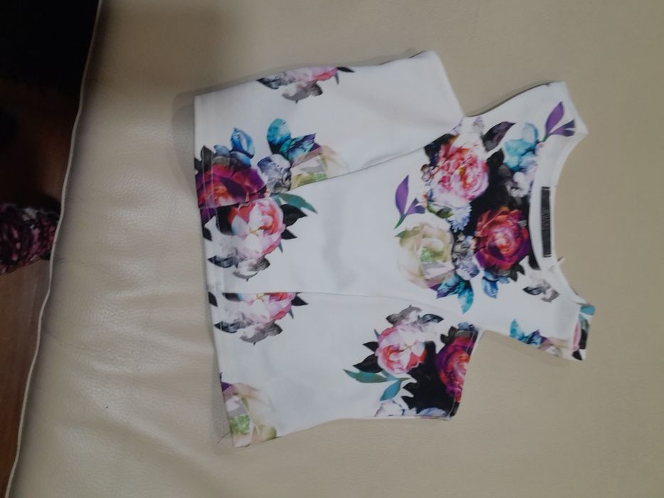 Top Guess estampado curto