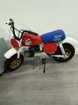 Honda Z50 R de 1987 e honda MR 50 baby elsinore 1974