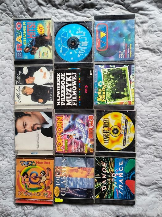 Płyty CD i DVD w super stanie..