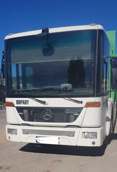Śmieciarka Mercedes Benz Econic Faun Variopres