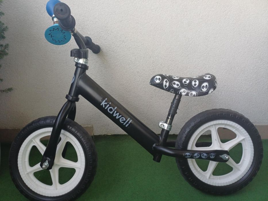 Rowerek biegowy Kidwell czarny.