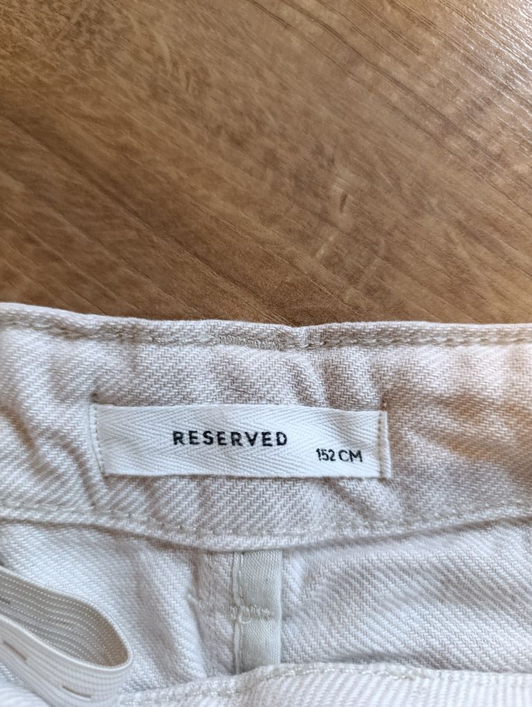 Spodnie Reserved r. 152