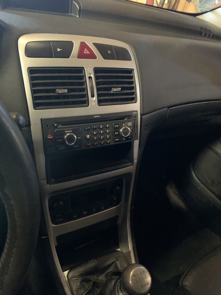 Peugeot 307 CC 2.0hdi (peças)