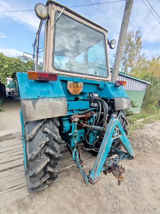 Продам трактор ЮМЗ-6 в хорошем состоянии, есть плуг, культиватор, 2ПТС