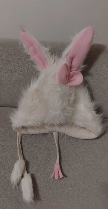 Czapeczka króliczek