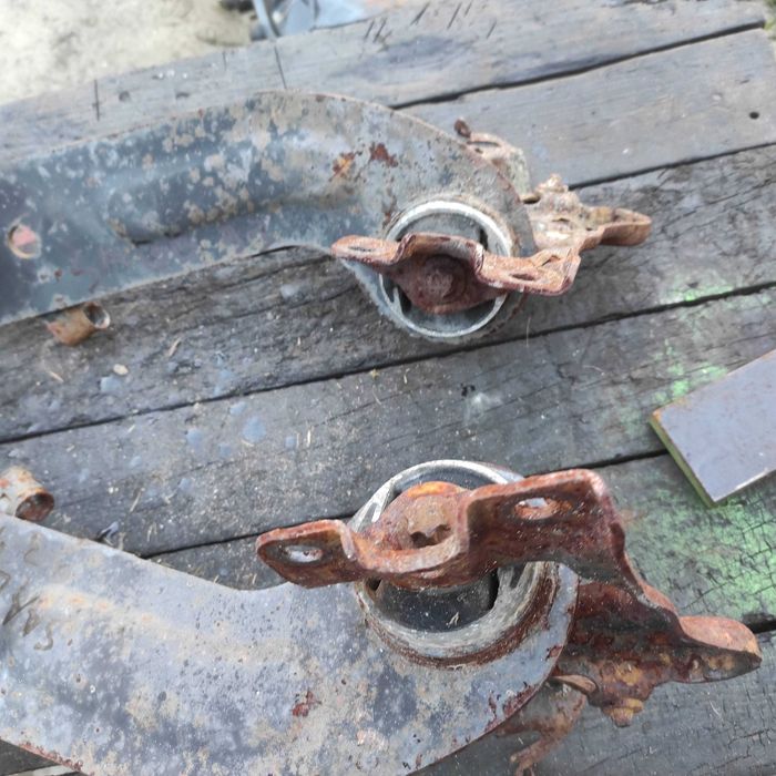 Wahacz Wzdłużny tył prawy lewy Saab 93 9-3 Vectra C Signum  Komplet