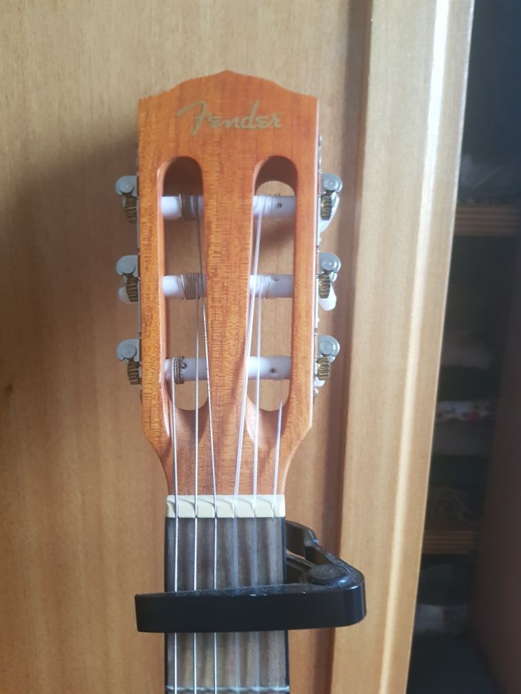 Fender Guitarra Clássica 3/4 ESC80 Educational