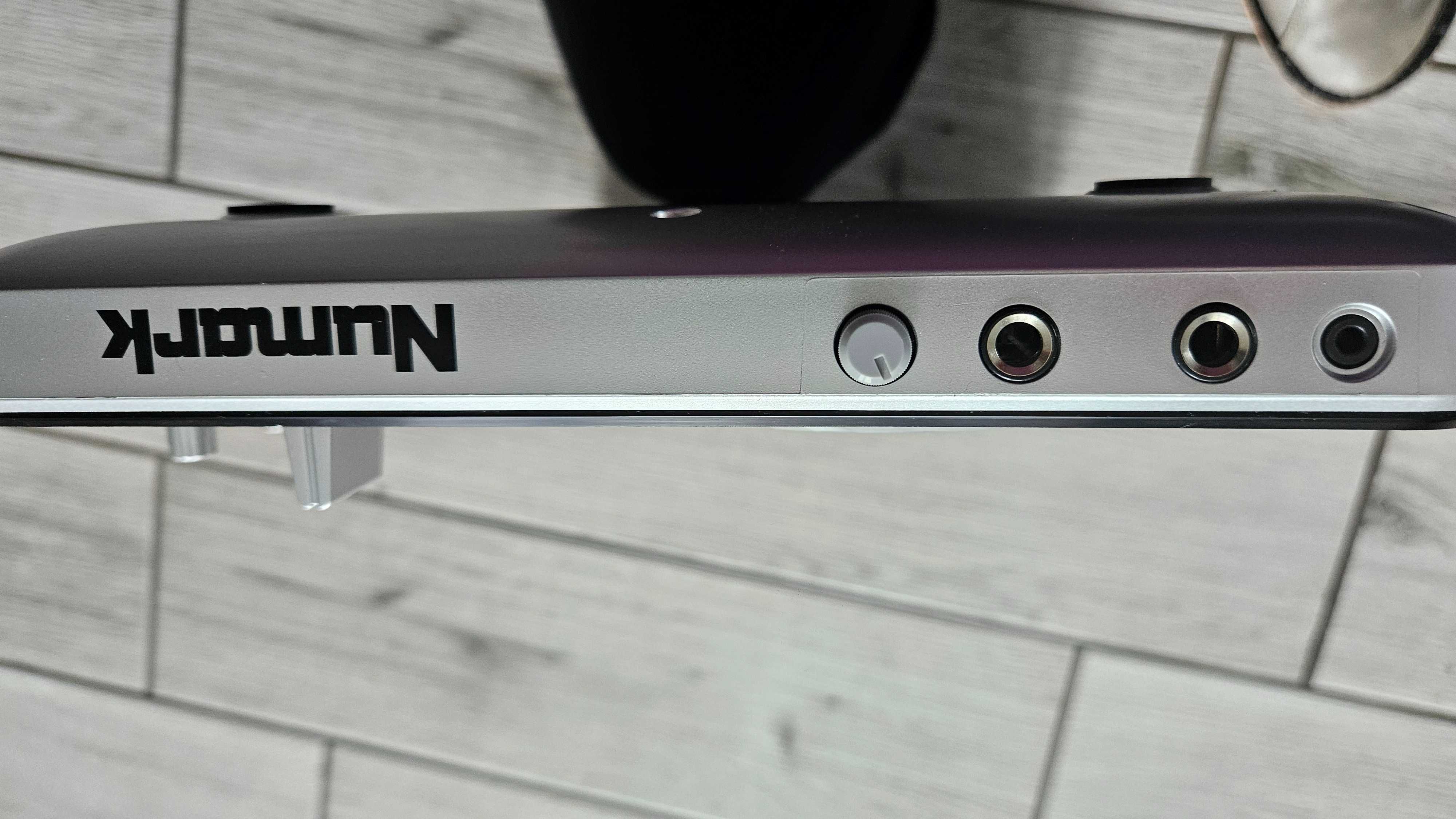 Kontroler NUMARK Mixtrack Pro 2