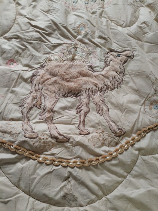 Ковдра з верблюжої вовни