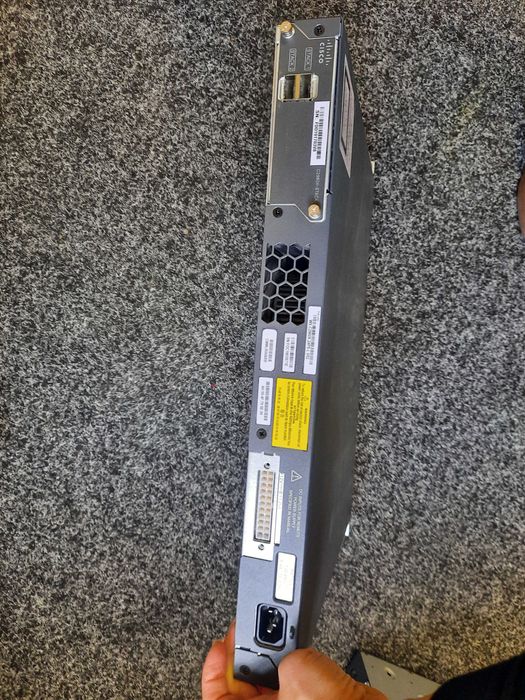Комутатор, маршрутизатор Cisco Catalyst 2960X 24GigE