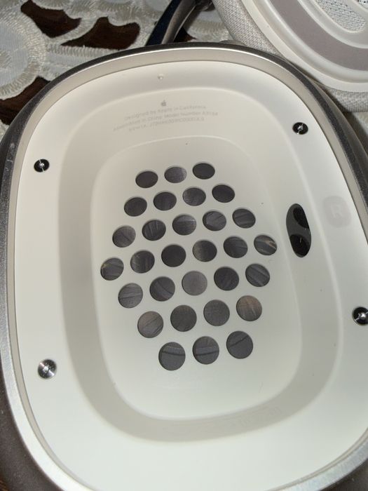Apple airpods max