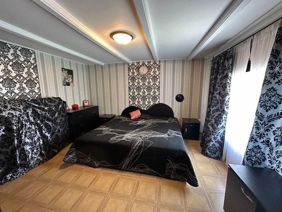 Продаж будинку з 4 спальнями та гаражем | Ружична, 6 соток