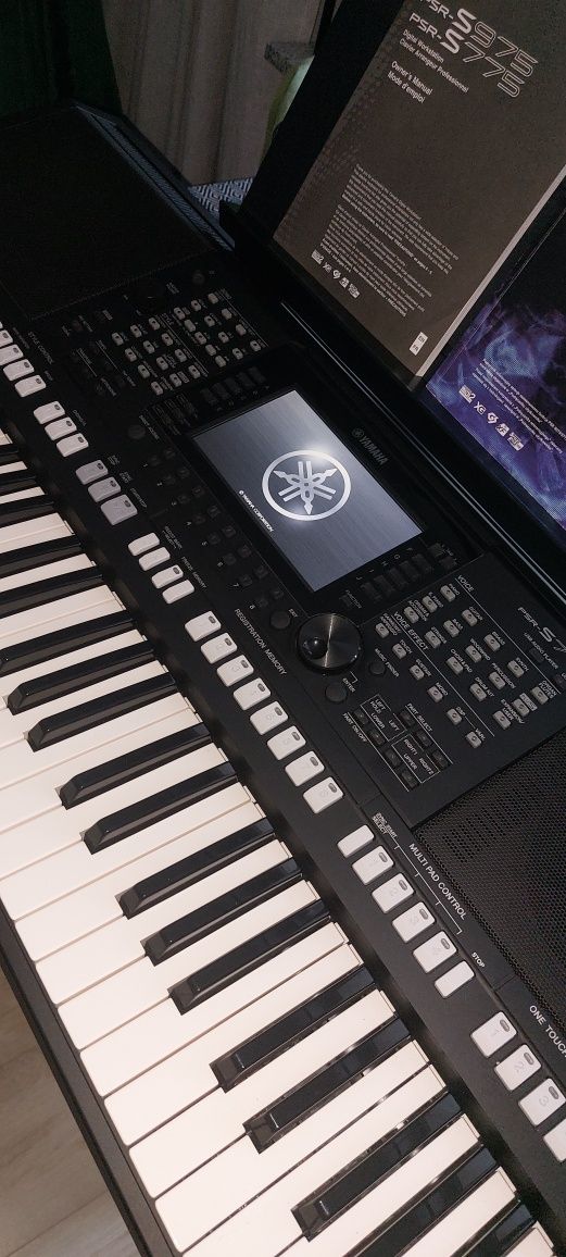 Yamaha psr 775 stan bdb