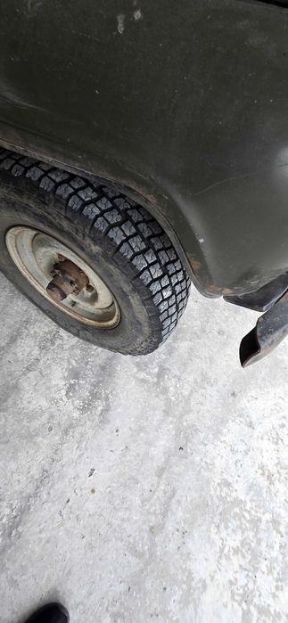 УАЗ 469, газ /бензін , новий двінатель+ 2 двігателя + ще є запчастини