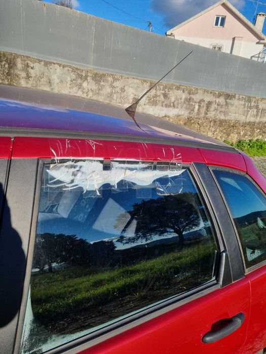 Vendo SEAT Ibiza 6k 1.0 a gasolina (Ver descrição)