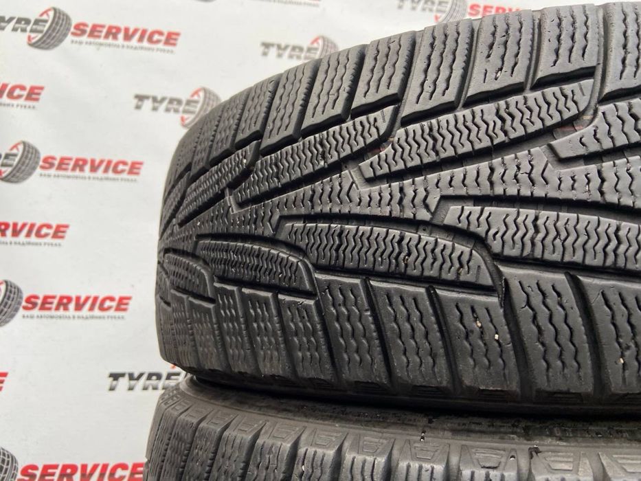 Зимние шины 215/60 R17 Kumho IZen KW31 Резина