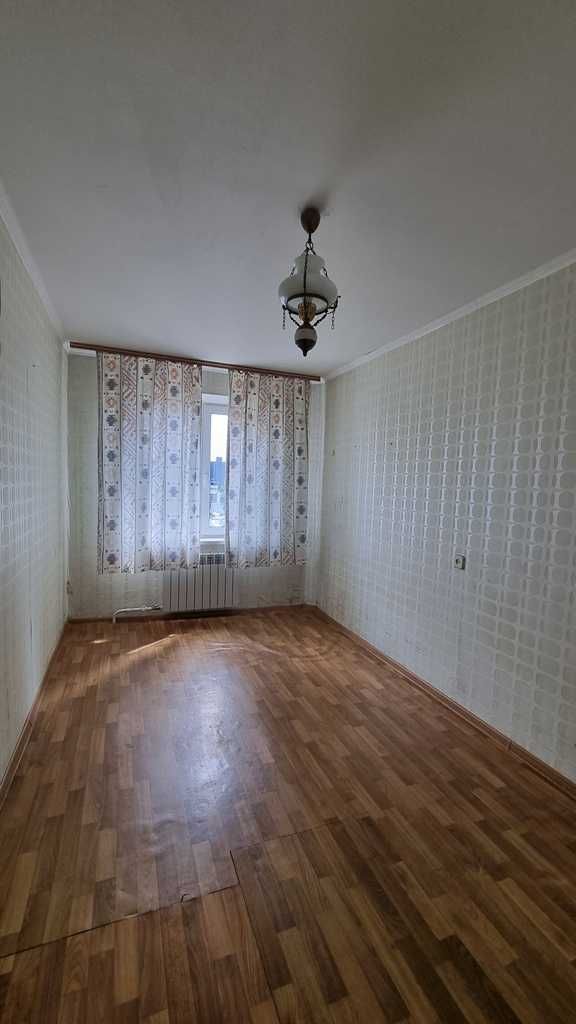 БЕЗ КОМІСІЇ! 2К по вул.Березняківська, 38, парк, пляж, магазини, школи