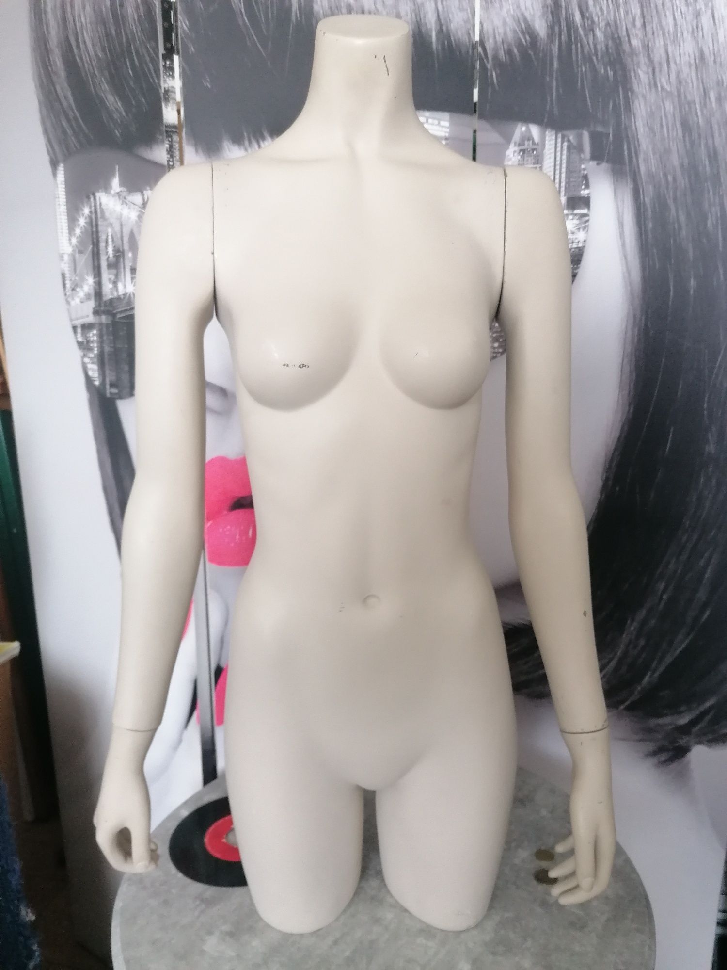 Manequim de exposição - Popmannequins