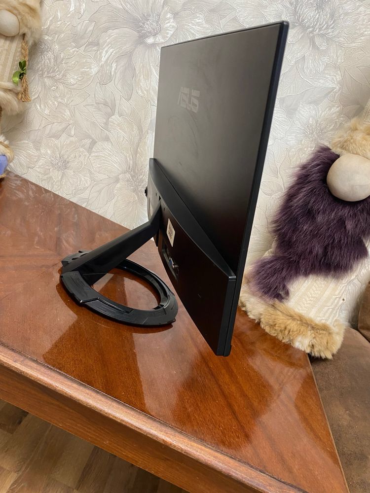 Монитор ASUS 24 диагональ