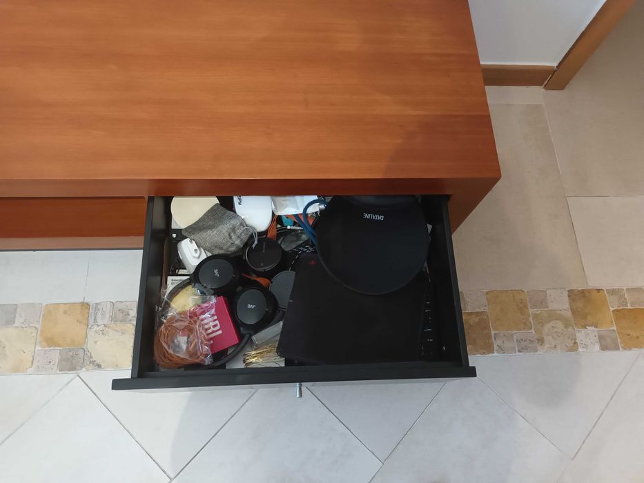 Móvel de TV em cerejeira e wengue