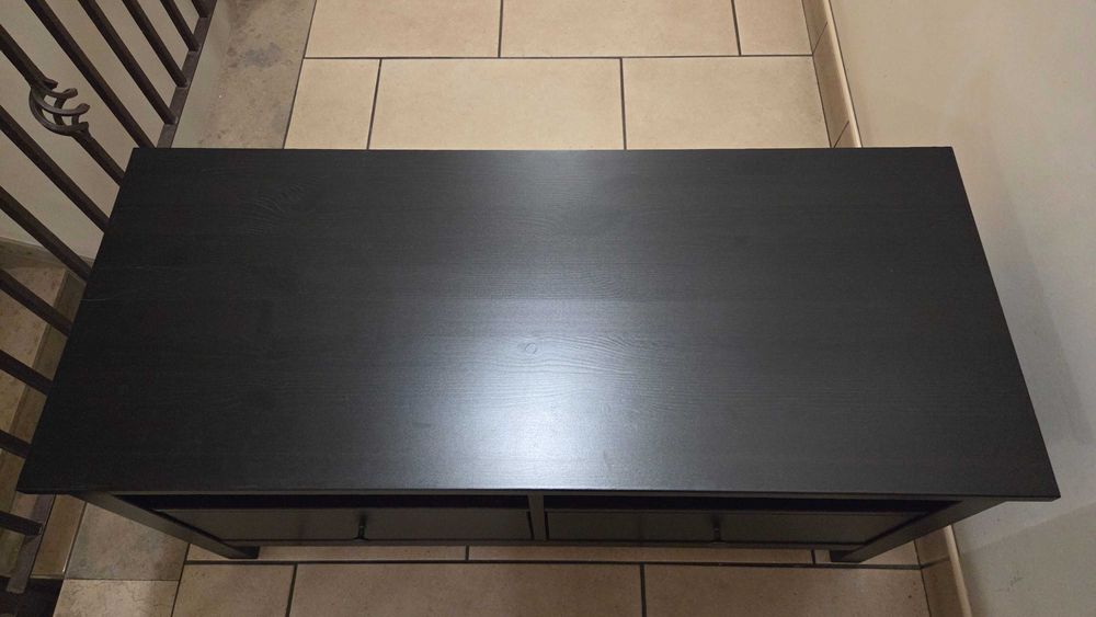 Komoda RTV Hemnes ciemny brąz szer. 110cm