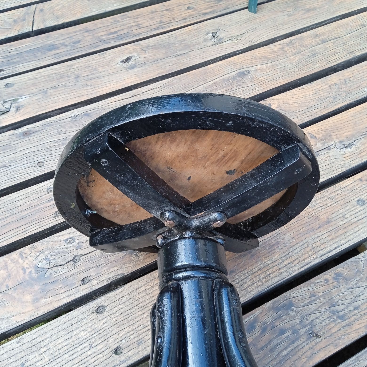 Taboret obrotowy Thonet do pianina, fortepianu początek XX wieku