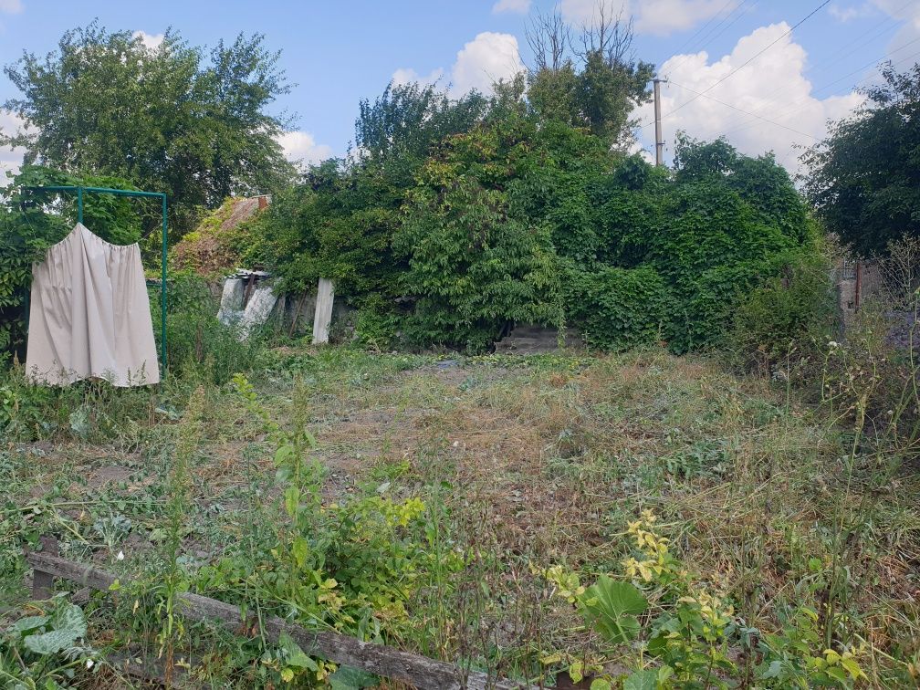 Продам або обміняю будинок із земельною ділянкою
