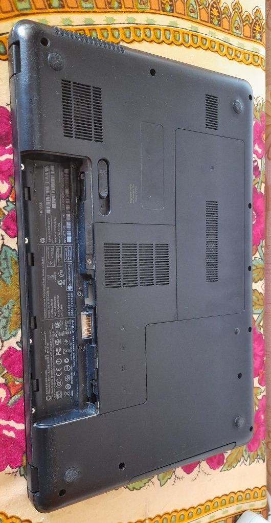 Ноутбук HP 635 в рабочем состоянии