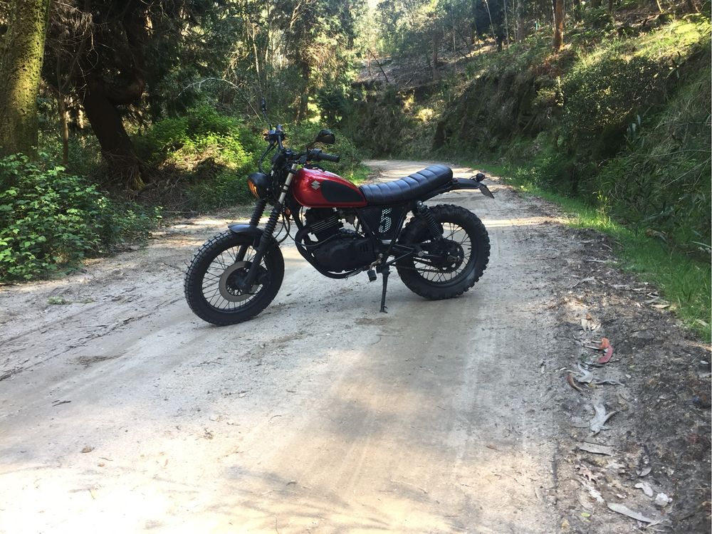 Moto Suzuki gn 250cc