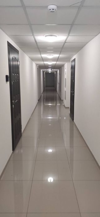 От хозяина! Двухкомнатная квартира на цокольном этаже 35 жемчужины