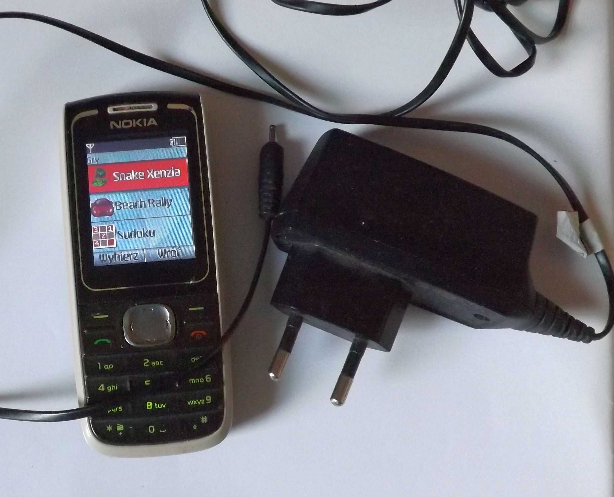 Telefon Nokia - model 1650 - zabytek w ładnym stanie