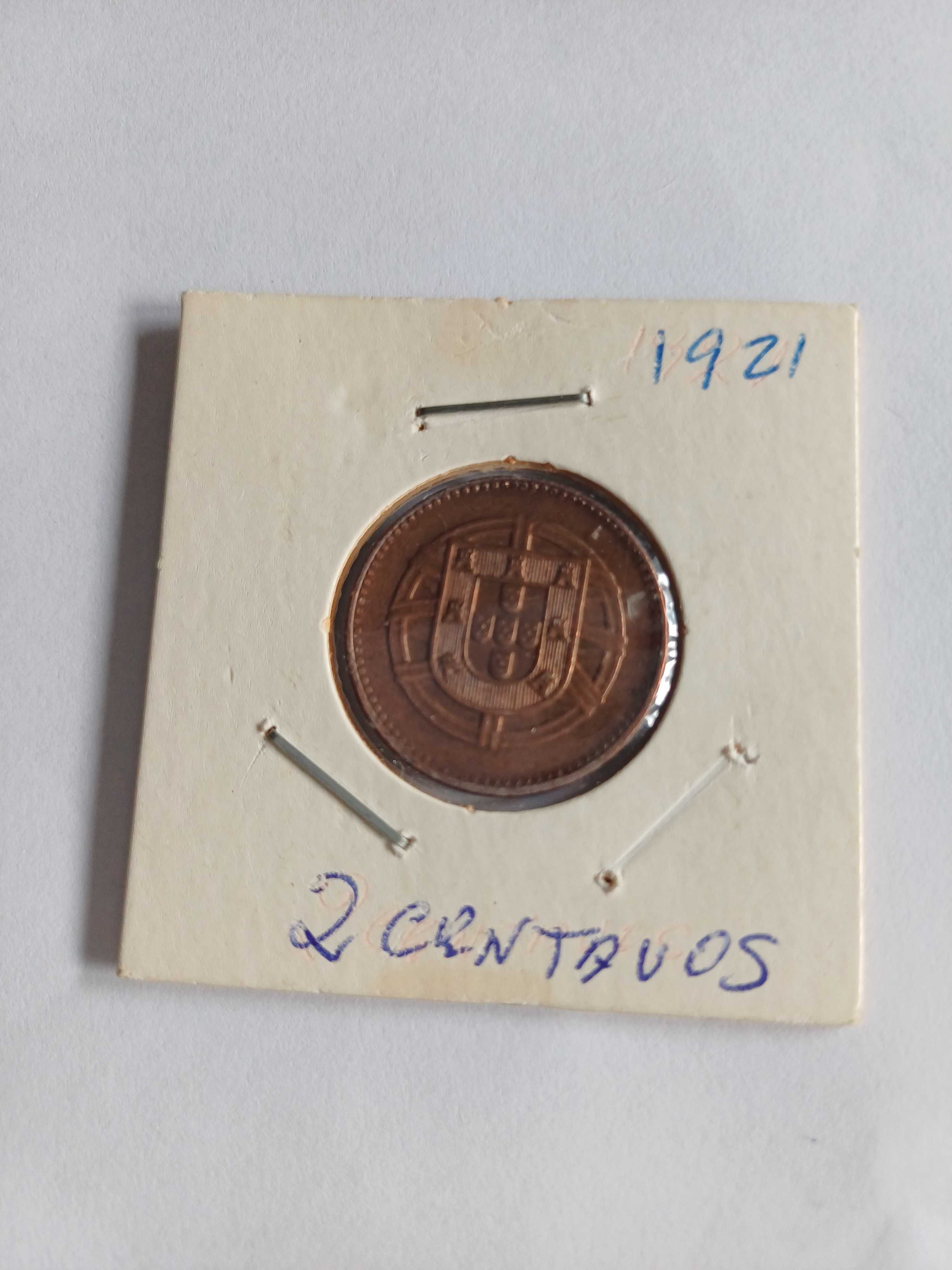 2 centavos de 1921 em COBRE da 1ª República Rara no estado de MBC+