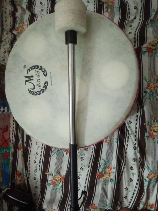 Tambor  bateria percussão instrumento