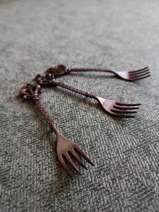 Десертні виделки для стильного сервірування столу