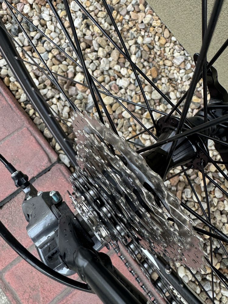 Giant Contend 3 L Shimano Claris