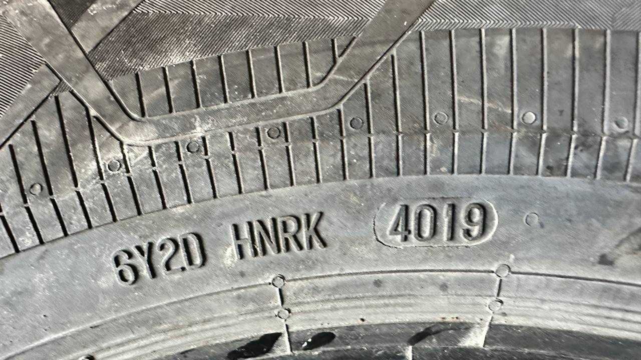 Літні шини  225 65 R 16С Контінеталь Continental