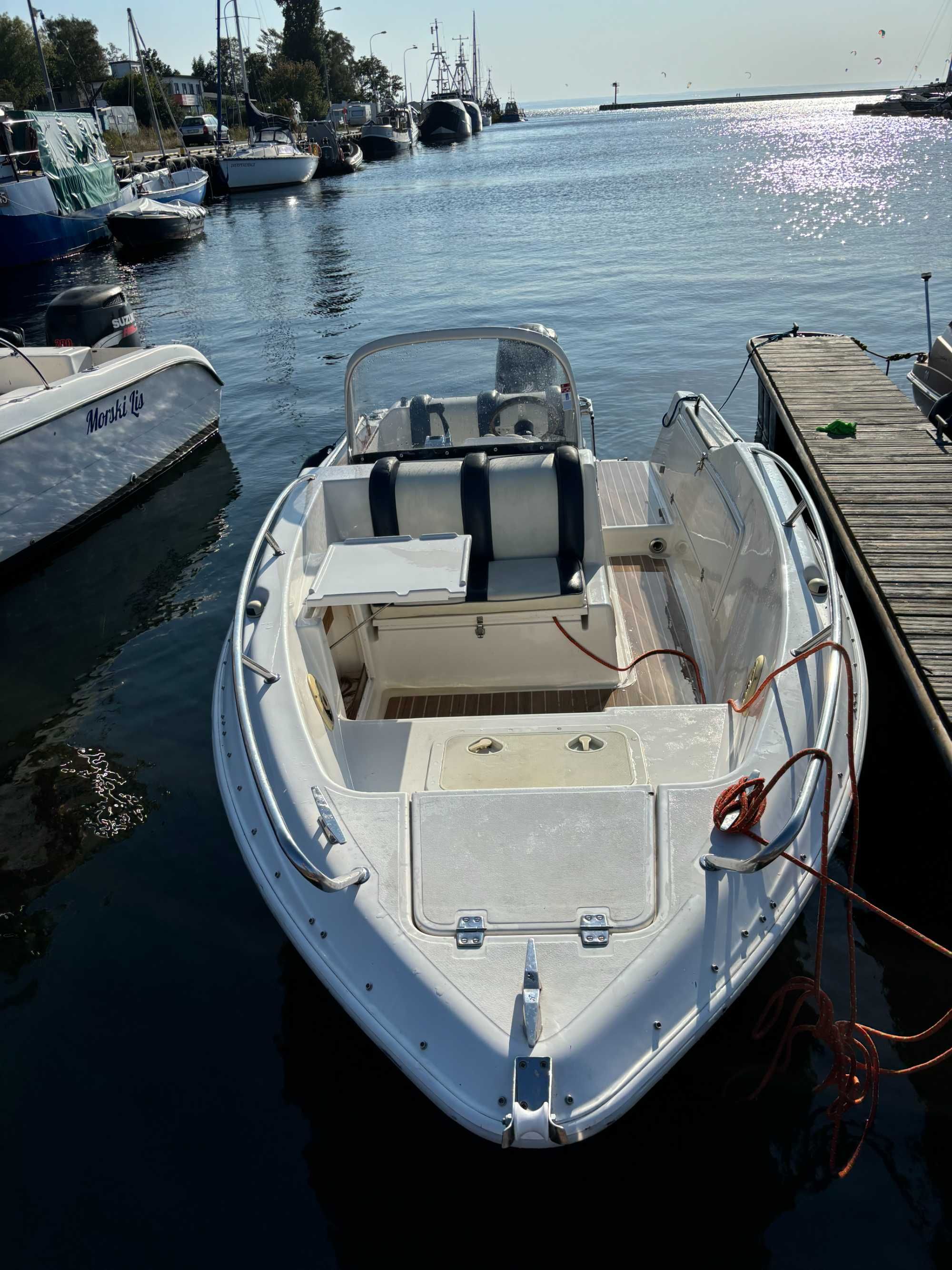 Motorówka QuickSilver 500 Commander z silnikiem Mercury 100 w JASTARNI