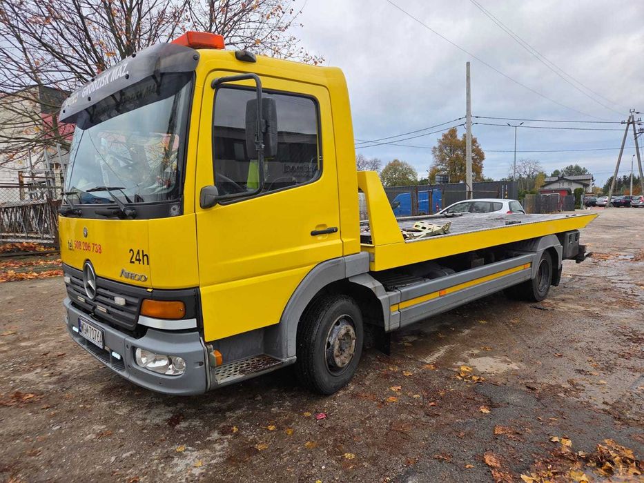 Atego Pomoc drogowa płyta hydrauliczna klima laweta