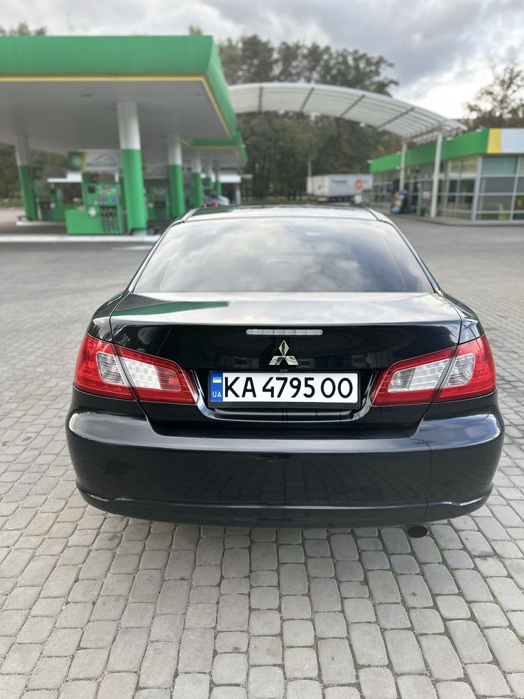 Продам авто Галант 2009 2.4