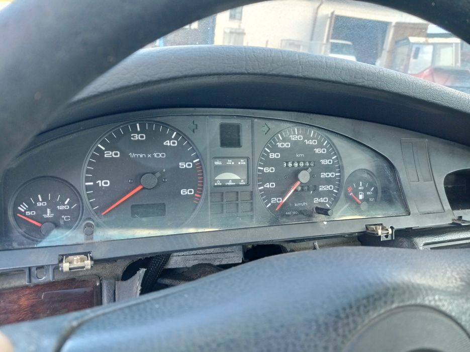 Audi A6 c4 100 c4 licznik manetka tempomat