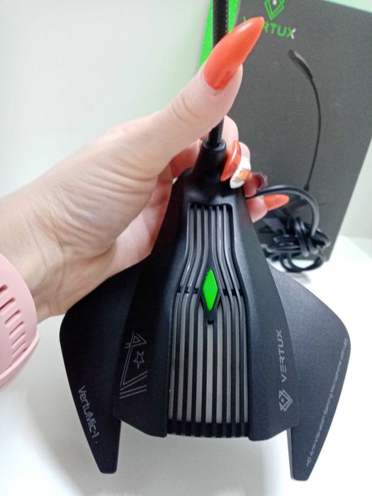 Мікрофон Vertux VertuMic-1 LED USB Black