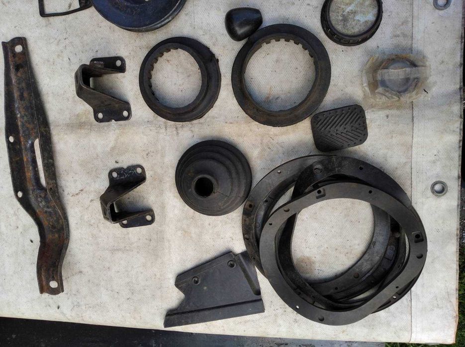 Панель приладів ,корпуса стопів , та інше на ВАЗ-2101