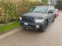 Infiniti QX INFINITI QX56 - czarny raptor (zamiana na vana)