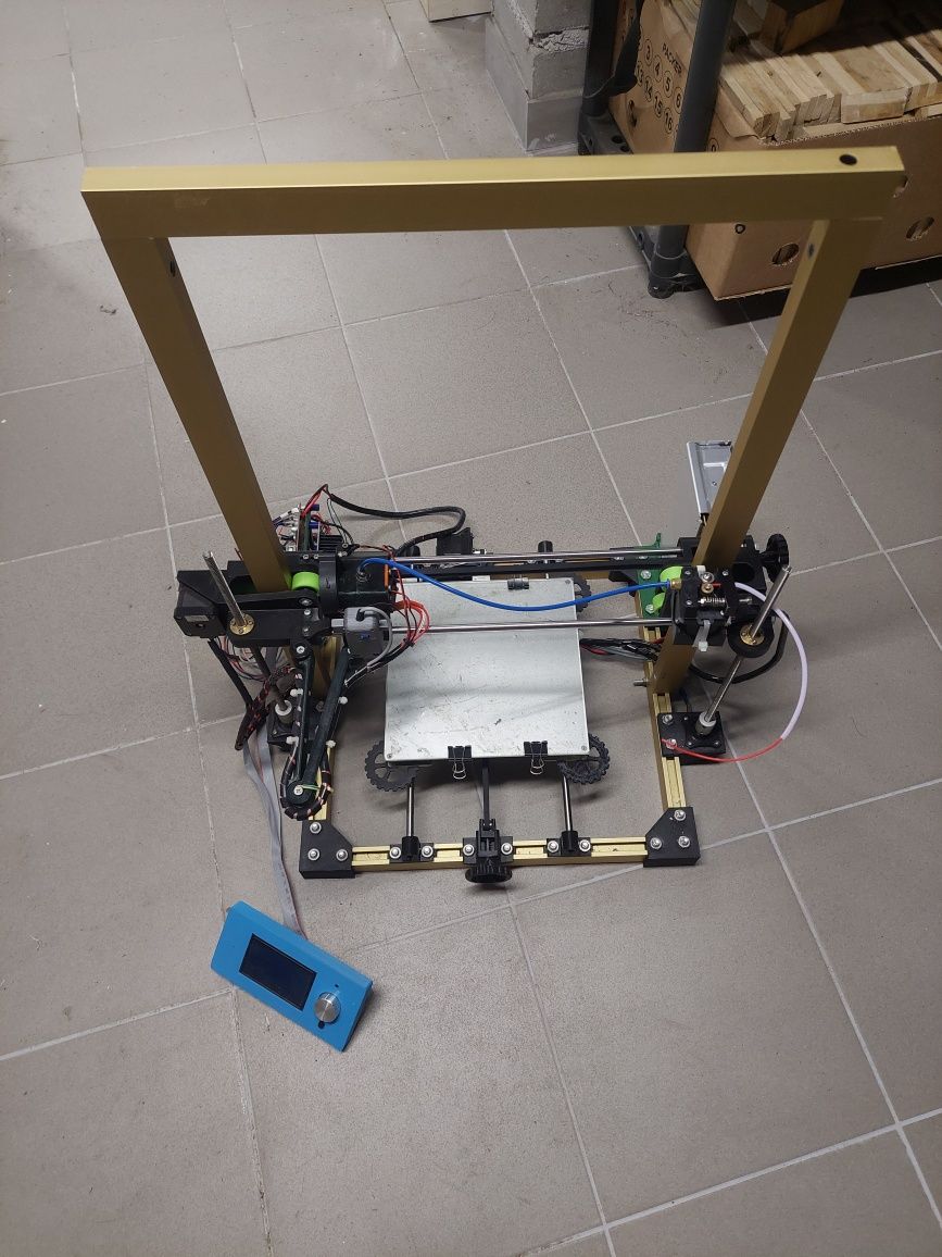 Dwie drukarki 3d. Ender 3 oraz Anet A6