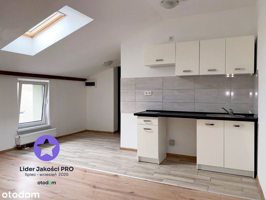 Kawalerka na poddaszu w Centrum | 22