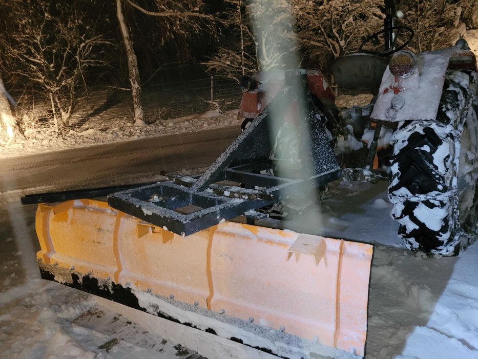 Pług do śniegu Obracany na tył ciągnika/ Spych śnieżny Obrotowy- DOWÓZ