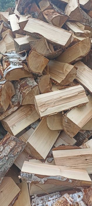 Suche drewno kominkowe opałowe rozpałkowe klon olcha dąb worek 60L