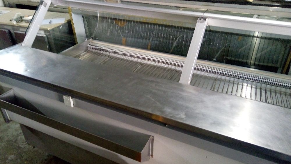 Vitrine de Refrigeração Horizontal Vidro Curvo com Motor Incorporado