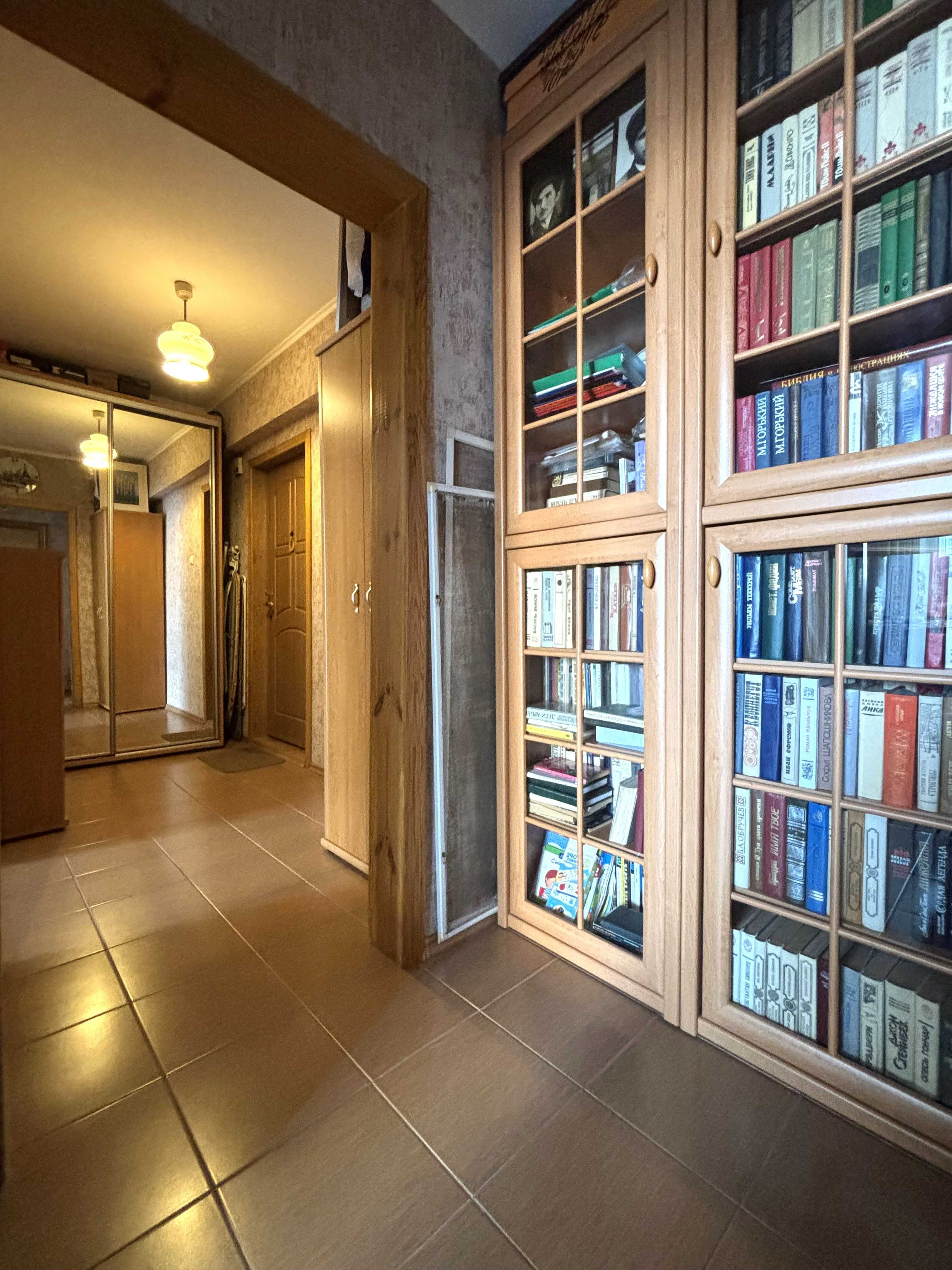 Продаж 1 Дарницький, вул. Драгоманова 1-к
