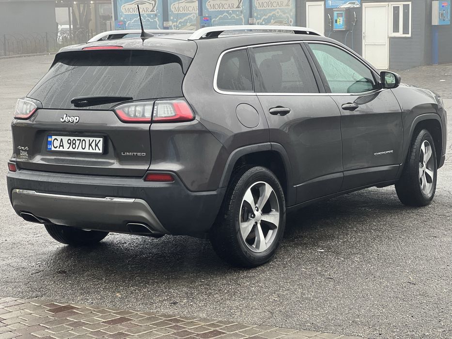 Jeep Cherokee 2019 Limited 2.0 АТ (272 к.с.) 4WD
